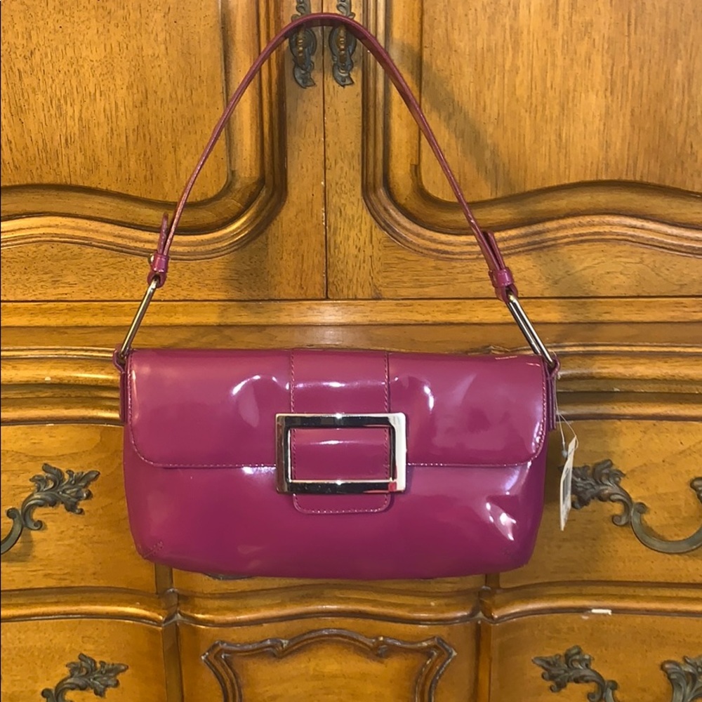 NEVER BEEN USED WITH tag orchid clutch